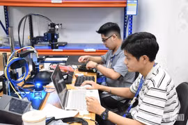 Activités de formation et de recherche à la société par actions RTC Technology Vietnam. Photo : quandoinhandan