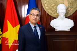 L’ambassadeur du Vietnam en Angola, Duong Chinh Chuc