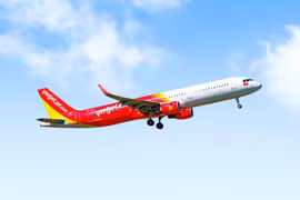 Vietjet a officiellement mis en vente 3,1 millions de billets pour le Nouvel An lunaire 2027 sur l’ensemble de son réseau domestique et international, afin de répondre à la forte demande de retrouvailles familiales et de voyages printaniers. Photo : Vietjet