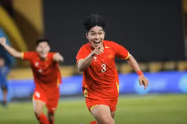 Le joueur Ly Duc célèbre le deuxième but de la sélection vietnamienne. Photo: VNA