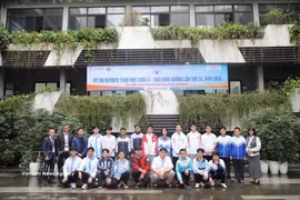 La délégation vietnamienne participant aux Olympiades de mathématiques Asie-Pacifique 2026. Photo: VNA