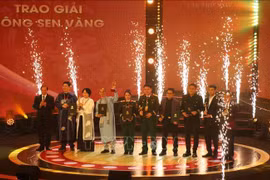 « Pluie rouge » remporte le Lotus d'or au 24ᵉ Festival du film vietnamien. Photo : VNA