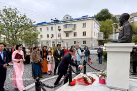 Vladivostok honore le président Hô Chi Minh en rebaptisant un arrêt de bus