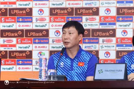 L’entraîneur Kim Sang-sik. Photo : VNA