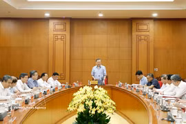 Le secrétaire général du Parti et président de la République, Tô Lâm, a présidé le 15 juin à Hanoi une séance de travail avec la Commission de l’information, de l’éducation et de la mobilisation des masses du Comité central du Parti. Photo : VNA