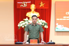 Le lieutenant-général Mai Hoàng, directeur de la Police de Hô Chi Minh-Ville lors de la conférence de presse. Photo : VNA