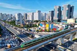 La ligne de métro Cat Linh - Ha Dong (Hanoï), mise en service le 6 novembre 2021, est la première ligne ferroviaire urbaine du Vietnam. Photo : VNA