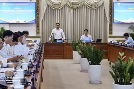 Conférence sur la mise en œuvre des tâches socio-économiques pour le mois d'août et les mesures clés pour le reste de l'année, tenue à Hô Chi Minh-Ville le 12 août 2026. Photo : VNA