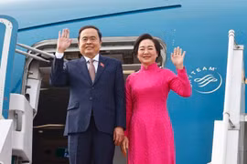 Le président de l'Assemblée nationale, Tran Thanh Man, son épouse, Nguyen Thi Thanh Nga quittent Erevan le 5 avril au matin (heure locale) pour l'Ouzbékistan, où ils participeront à la 150e Assemblée de l'Union interparlementaire (UIP-150).