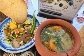 Un plat de Mi Quang de Da Nang présenté lors du séminaire. Photo : VNA.