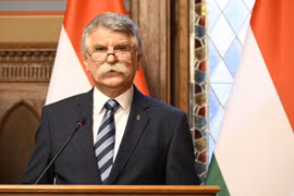 Le président de l'Assemblée nationale hongroise. photo dailynewshungary.com