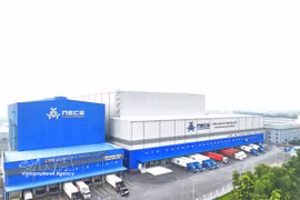 La province de Tây Ninh vise la mise en service, d’ici à 2030, d’au moins trois centres logistiques, de deux marchés de gros et de trois à cinq centres commerciaux et supermarchés. Photo : VNA