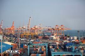 Un port à Busan, en République de Corée. Photo : Xinhua/VNA