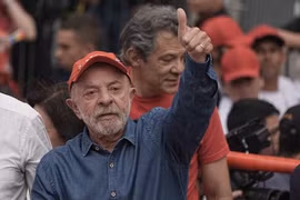 Le président brésilien Luiz Inacio Lula da Silva lors d’un meeting de campagne électorale à São Paulo, le 24 octobre 2026. Photo : Xinhua/VNA