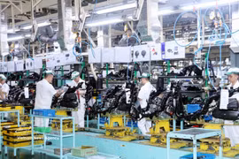 Chaîne de production de Honda Vietnam Company, dans le parc industriel de Dong Van II. Photo : VNA