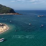 Village côtier de Nhon Hai, dans le quartier de Quy Nhon Dông, province de Gia Lai. Sous l'effet du changement climatique, la montée des eaux menace de submerger de nombreux quartiers résidentiels. Photo: VNA