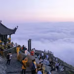 Pagode Dông, au sommet du mont Yên Tu. Photo: Yên Tu Tung Lâm