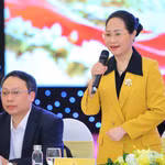 La ministre de la Culture, des Sports et du Tourisme Lâm Thi Phuong Thanh s'exprime lors de l'événement. Photo: thethaovanhoa.vn