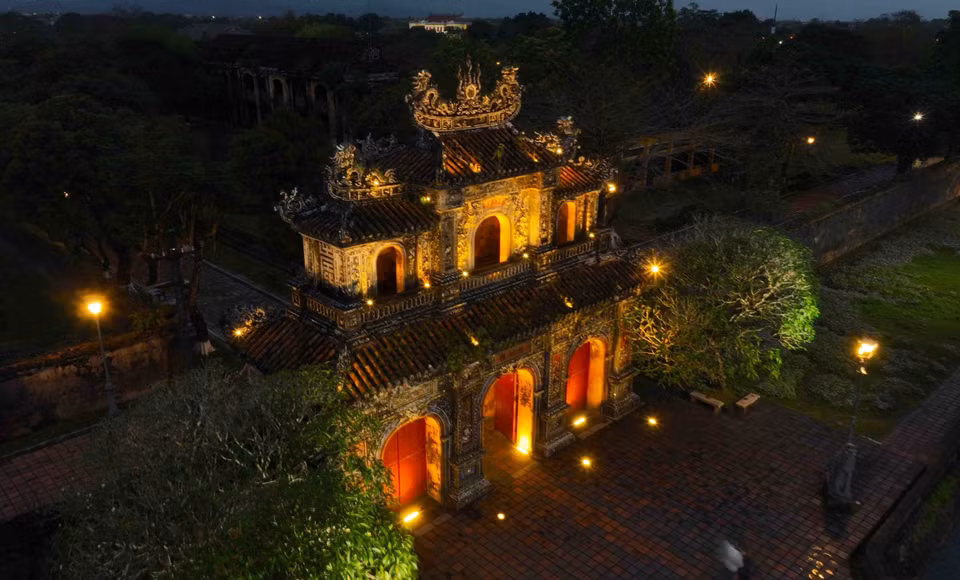 La majestueuse porte Hiên Nhon (Hiên Nhân). Photo : Vu Sinh/VNA