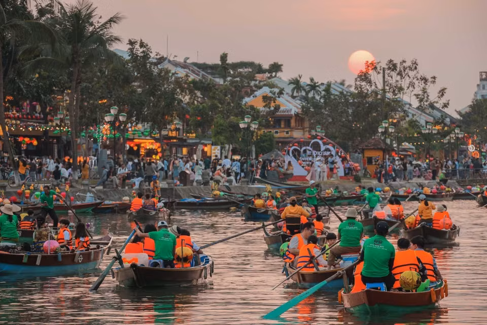Hôi An aspire à devenir une zone urbaine "écologique, culturelle et touristique". Cette vision ambitieuse témoigne de la volonté de la ville de concilier le développement touristique et la préservation de son patrimoine unique. Photo : Hoang Hieu - VNA