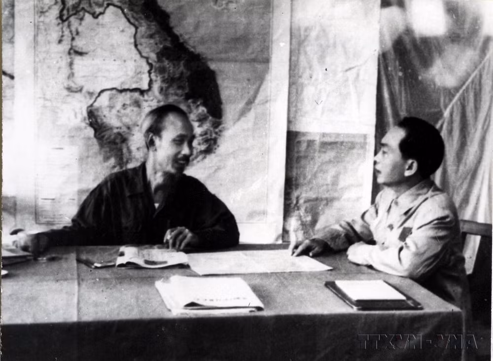 223203-vna_potal_ky_niem_112_nam_ngay_sinh_dai_tuong_vo_nguyen_giap_2581911_-_2582023_dau_an_cua_vi_tuong_huyen_thoai_qua_hai_cuoc_khang_chien_vi_dai_cua_dan_6897281.jpg