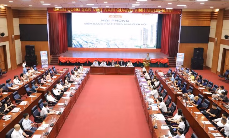 Colloque Hai Phong.jpg
