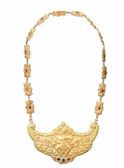 Un collier en or représente le dieu Shiva.jpg