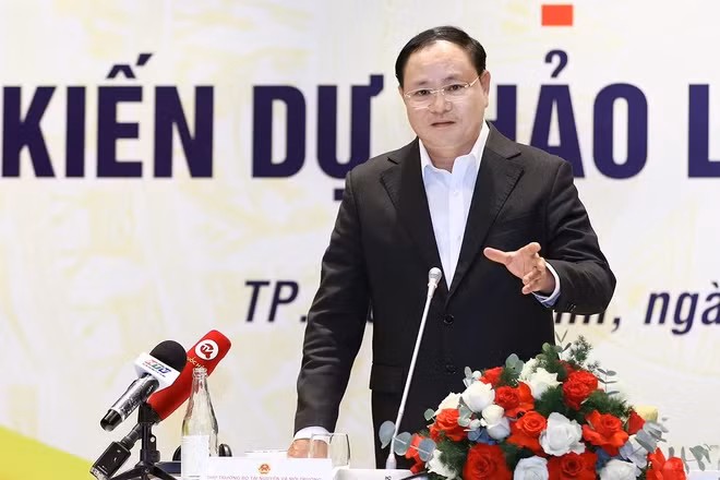 Lê Minh Ngân.png