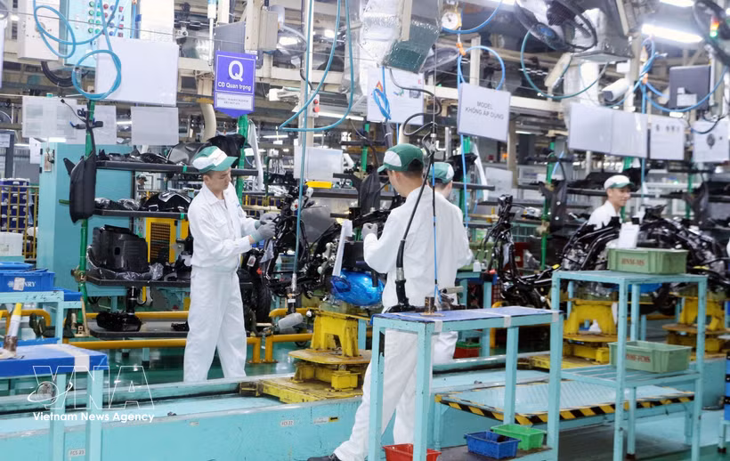 La production industrielle demeure un moteur important de la croissance économique en cette fin d’année. Photo : VNA