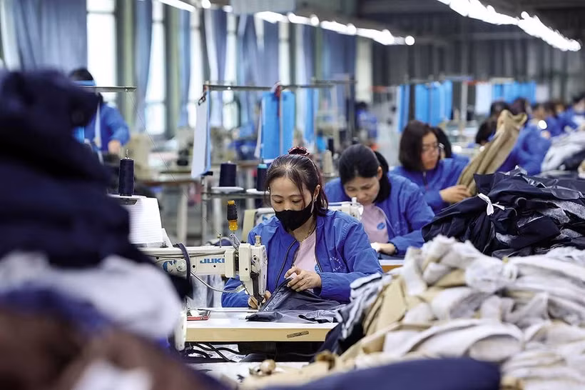 Les textiles et les vêtements font partie des produits qui profitent de l'accord de libre-échange UE-Vietnam pour être exportés vers l'Europe. Photo : https://baodautu.vn/