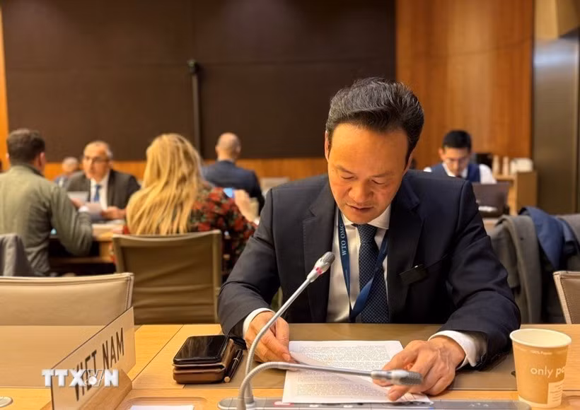 L'ambasssadeur Mai Phan Dung, chef de la Mission permanente du Vietnam, s'exprime au 9e examen de la politique et des pratiques commerciales de la Thaïlande. Photo: VNA