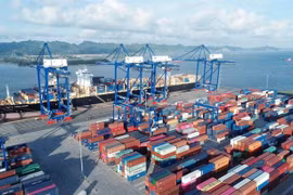 Port de Lach Huyên, dans la ville de Hai Phong. Photo: VNA