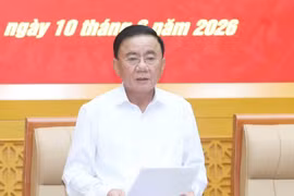Trân Câm Tu, membre du Politburo et membre permanent du Secrétariat du Comité central du Parti communiste du Vietnam (PCV), prend la parole lors de la conférence, à Hanoi, le 10 juin. Photo : VNA
