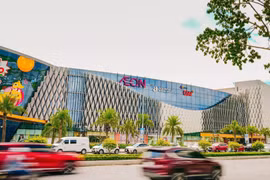 Le grand magasin de marchandises générales AEON Van Giang. Photo: baotintuc.vn