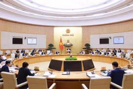 Vue de la réunion mensuelle du gouvernement consacrée à l’élaboration des lois, à Hanoi, le 13 avril. Photo: VNA
