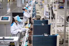 Le Vietnam va progressivement façonner l’écosystème des semi-conducteurs. Photo: Photo : MOST