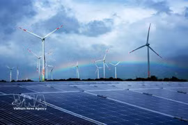 Le Vietnam considère la transition énergétique comme un levier clé pour maintenir une croissance économique durable.. Photo: VNA