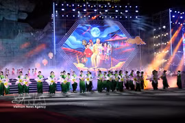 Performance artistique lors du Festival de Thành Tuyên 2026. Photo: VNA