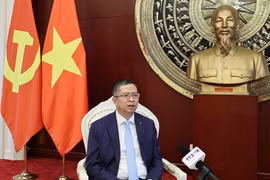 L’ambassadeur du Vietnam en Chine, Pham Thanh Binh, interviewé par l’Agence vietnamienne d’information (VNA) à Pékin. Photo : VNA