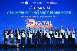 Les lauréats des Vietnam Digital Awards 2026 lors de la cérémonie, à Hanoi, le 14 octobre. Photo : VNA