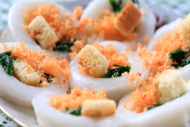 Le banh beo est présent dans toutes les fêtes et dans tous les repas des habitants de Hue et est devenu un élément incontournable de la vie de Huê. Photo: vietnambestholidays.com