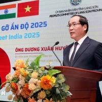 Le vice-président permanent du Comité populaire de la province de Lang Son, Duong Xuân Huyên. Photo: VNA