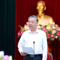 Le secrétaire général du Parti communiste du Vietnam (PCV), Tô Lâm, s'exprime lors de la réunion. Photo: VNA