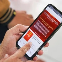 Au 26 mai 2025 à 20h00, plus de 17 100 600 citoyens avaient exprimé leurs avis sur la révision de certains articles de la Constitution de 2013 via l’application VNeID. Photo: VNA