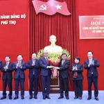 Pham Dai Duong, membre du Comité central du Parti et chef adjoint de la Commission centrale des politiques et des stratégies du Parti, est désigné secrétaire du Comité provincial du Parti de Phu Tho pour le mandat 2025-2030. Photo: VNA