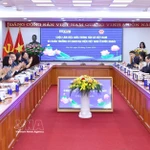 La réunion entre la VNA et les représentations du Vietnam à l’étranger. Photo: VNA