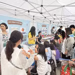 Le stand du Vietnam attire les foules au Festival mondial de la gastronomie de Séoul. Photo : VNA