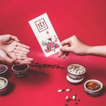 Quand une enveloppe rouge dit bien plus que de l’argent