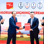 Vietjet Air et Vikki Digital Bank ont été nommées, le 13 juillet, respectivement compagnie aérienne et banque officielles au Vietnam des quatre compétitions de l'ASEAN United FC : l'ASEAN Hyundai Cup™, l'ASEAN Club Championship Shopee Cup™, l'ASEAN Women's MSIG Cup™ et l'ASEAN U-23 Championship™. Photo: Vietjet