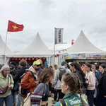 Le journal Nhân Dân participe à la Fête de l’Humanité 2025 en France. Photo: VNA